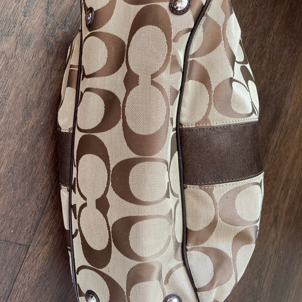 Vintage Coach Signature Brown and Cream Bag - Picture 7 of 8
